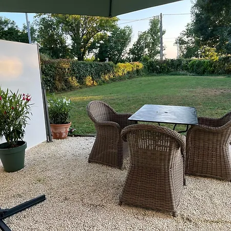 Bord-eau, Terrasse Et Jardin Saint-André-de-Cubzac